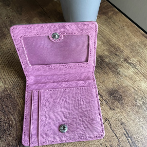 Gray Fossil Wallet - Picture 2 of 4